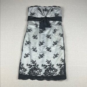 White House Black Market Black and White Dress with lace overlay NWT
Size: 2